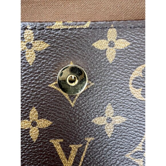 Louis Vuitton Monogram Ivy Wallet on a Chain Shoulder Bag - Picture 9 of 15